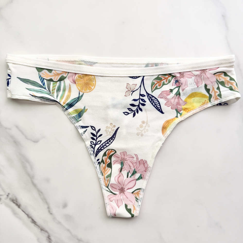NWT SOMA VANISHING EDGE MICROFIBER THONG PANTY IN LEMON SQUEEZE MINI IVORY